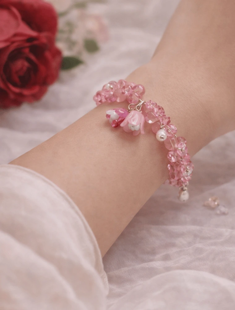 handmade bead bracelet in Pakistan by Stay Decorative