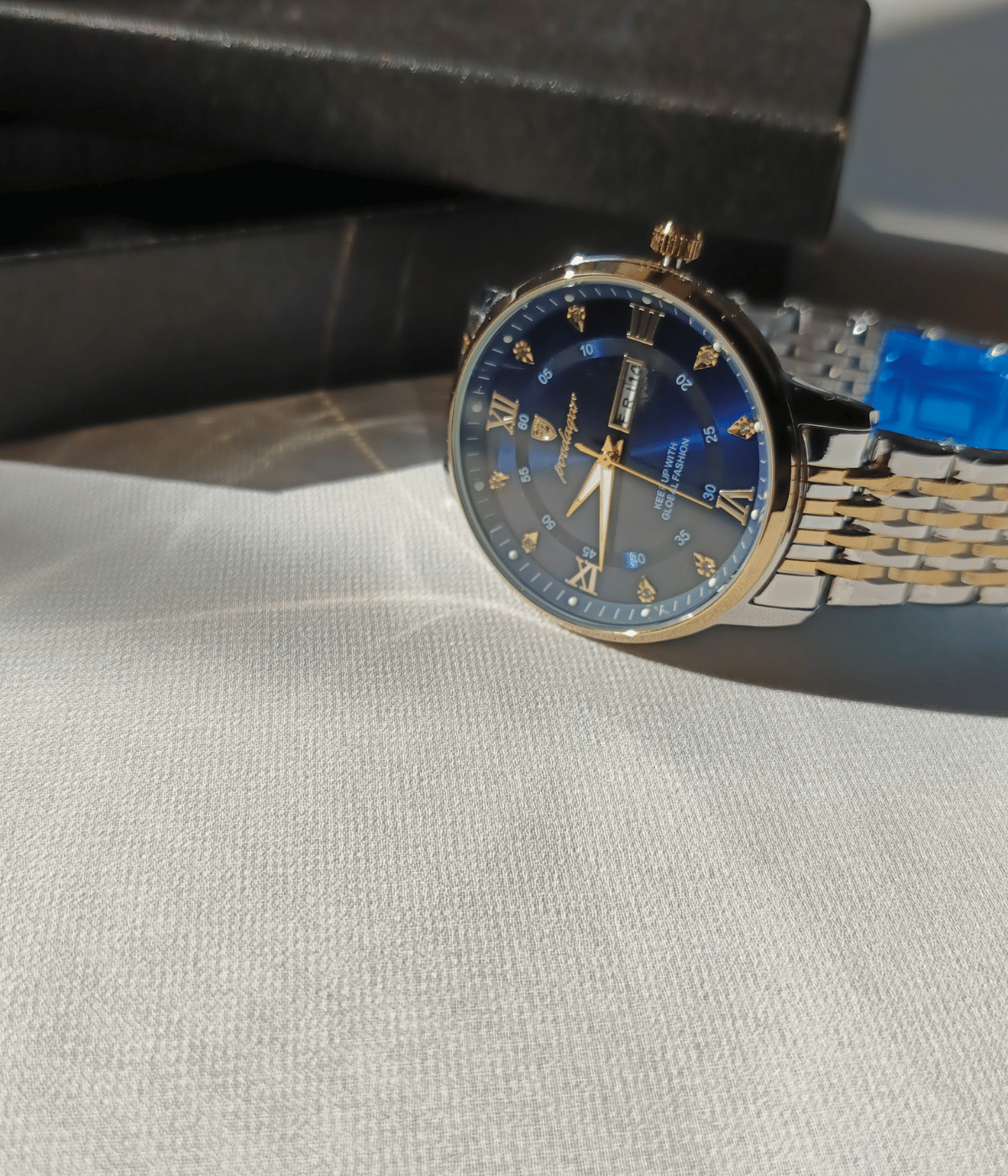 Luxury Blue Dial Watch metal strap